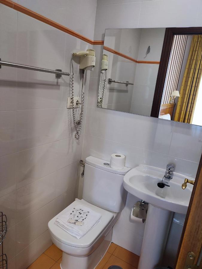 Hostal Salome Madrid Luaran gambar