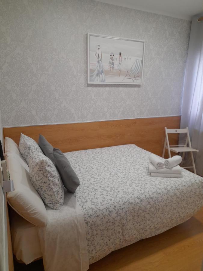 Hostal Salome Madrid Luaran gambar