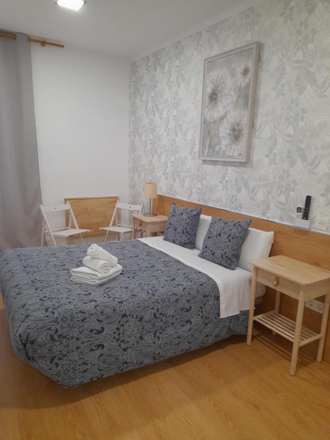 Hostal Salome Madrid Luaran gambar