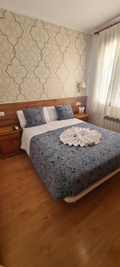 Hostal Salome Madrid Luaran gambar