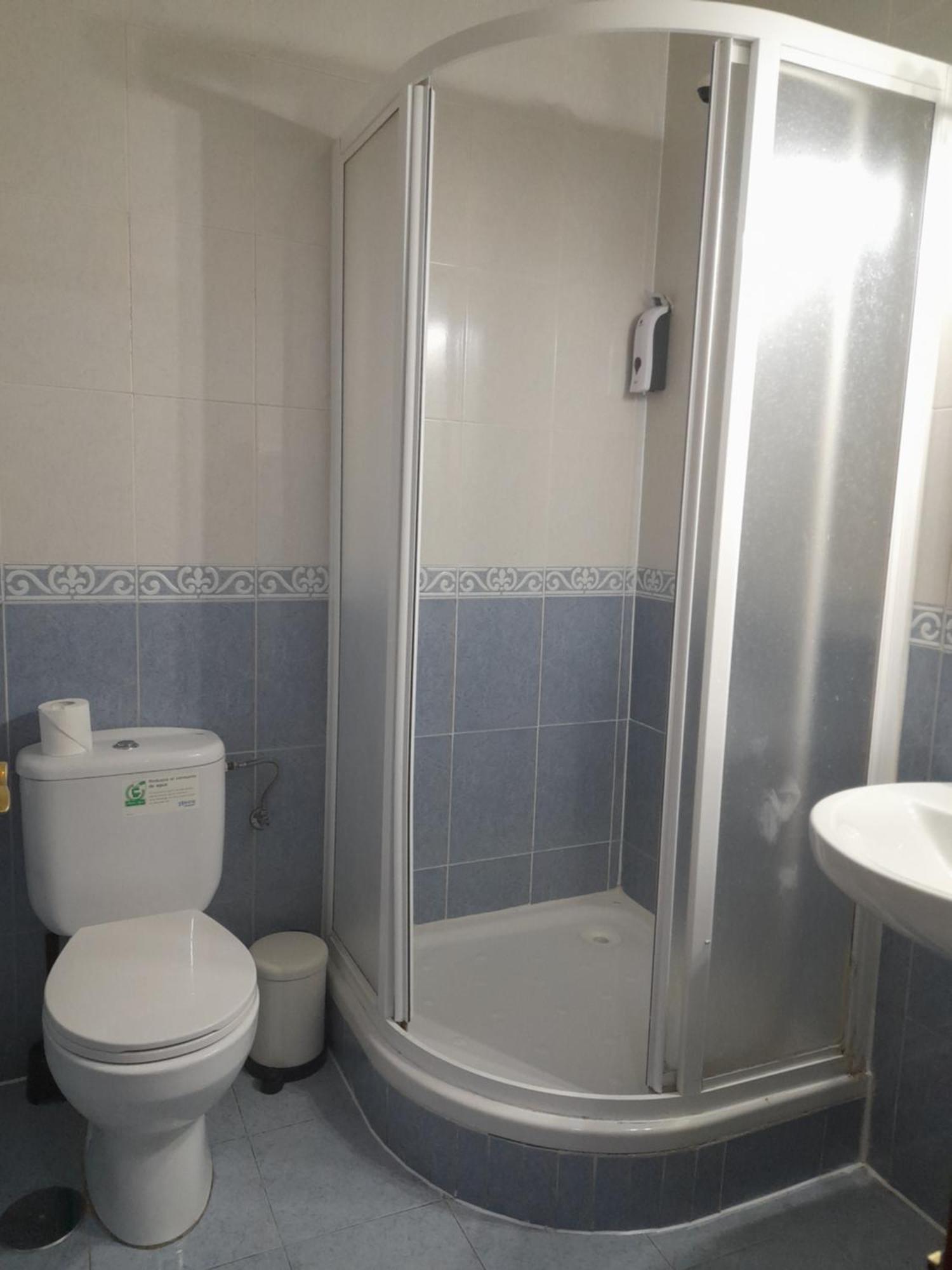 Hostal Salome Madrid Luaran gambar