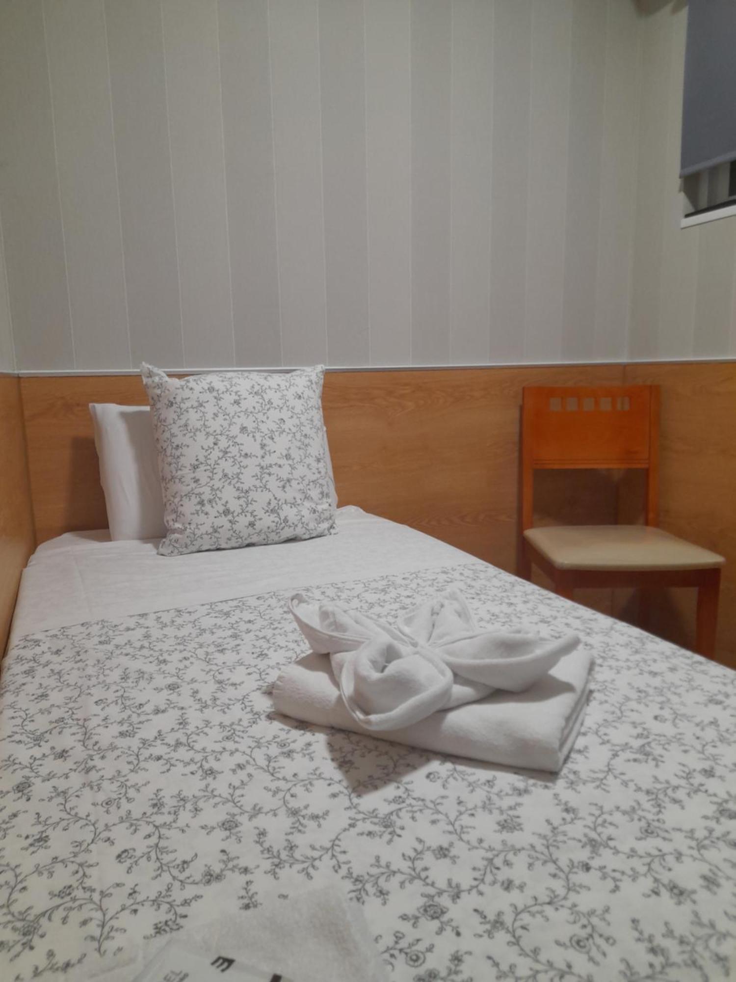 Hostal Salome Madrid Luaran gambar